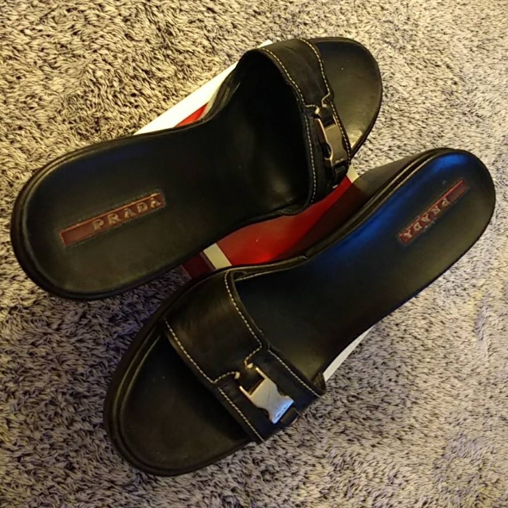 Authentic Prada Calzature Donna  leather shoes